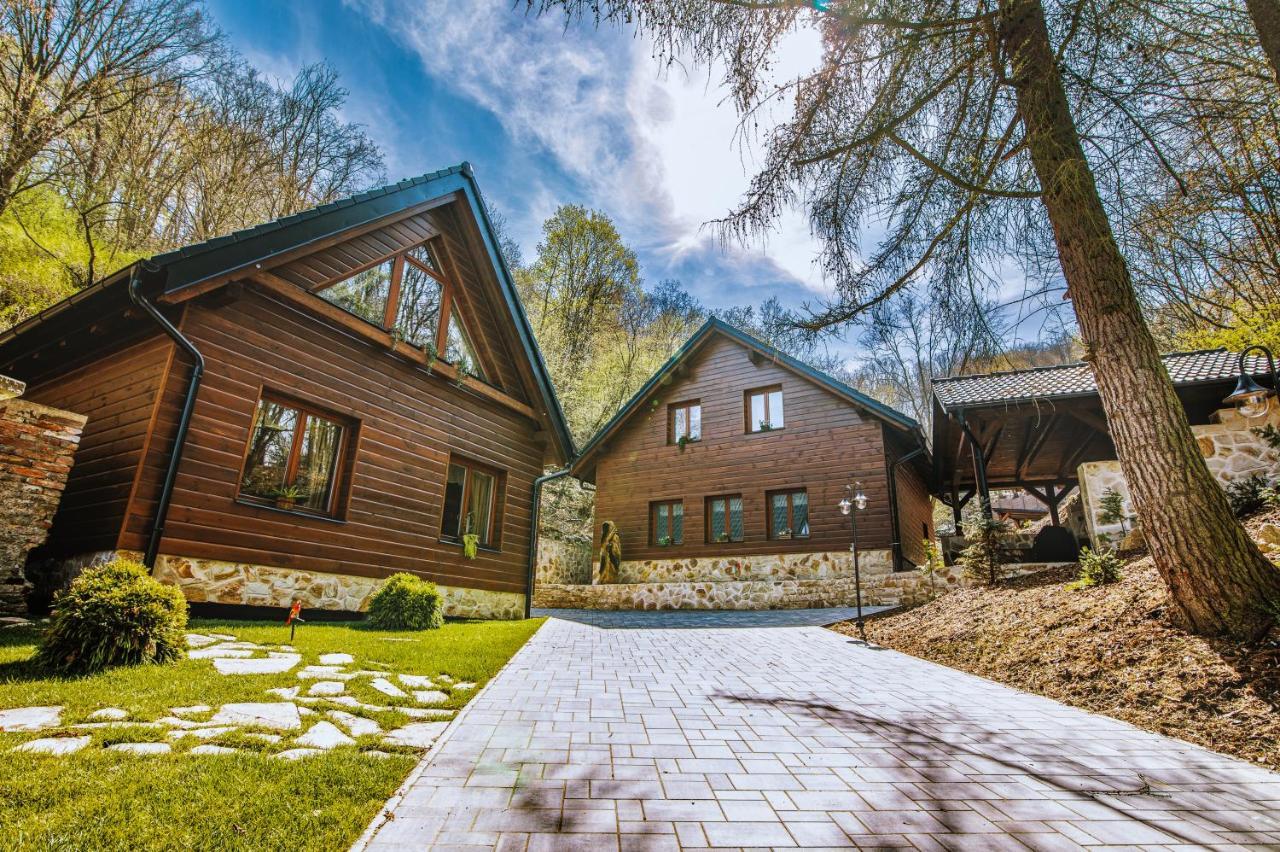 Montemira Villa อุสตีนัดลาแบม ภายนอก รูปภาพ