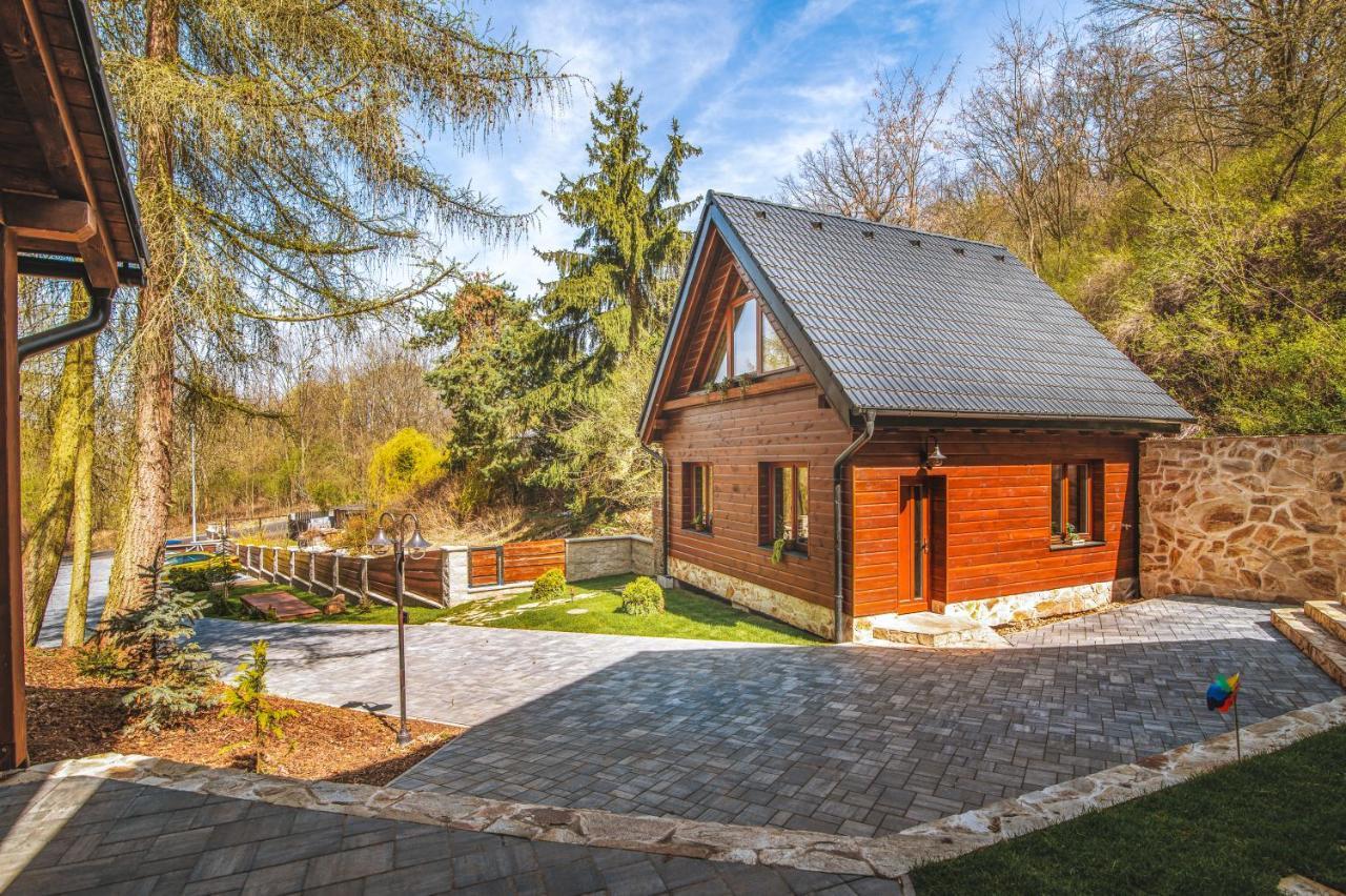 Montemira Villa อุสตีนัดลาแบม ภายนอก รูปภาพ